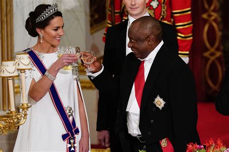 kate honors diana    tiara moment   princess  wales