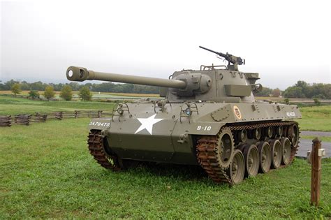 hellcat tank destroyer armored fighting vehicle ww tanks