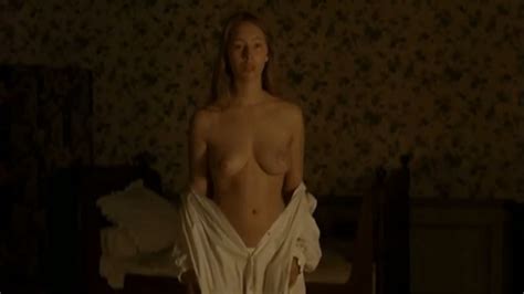 Nude Video Celebs Isild Le Besco Nude Emilie Dequenne Sexy La