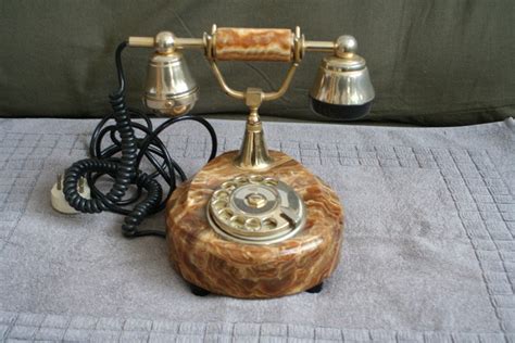 antieke zeer mooie oud telefoon uit marmer te koop aangeboden op tweedehandsnet
