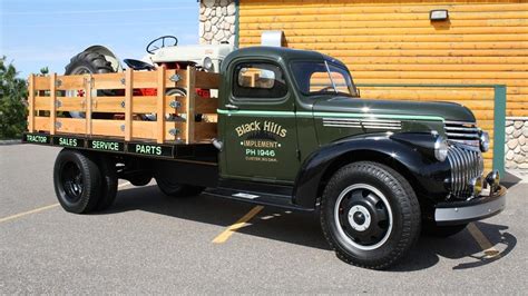 Still Ready To Work 1946 Chevy Farm Truck – Barn Finds