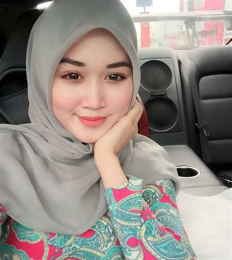 cewek cantik juragan kayu ini viral © 2017 facebook shamimi di 2019