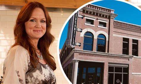 pioneer woman ree drummond says she s thrilled she s been able to