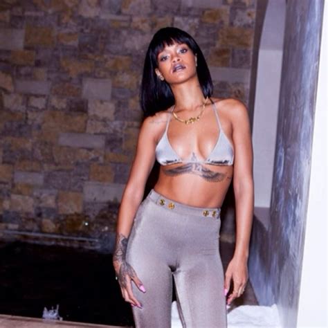 rihanna instagram twitter and personal photos february