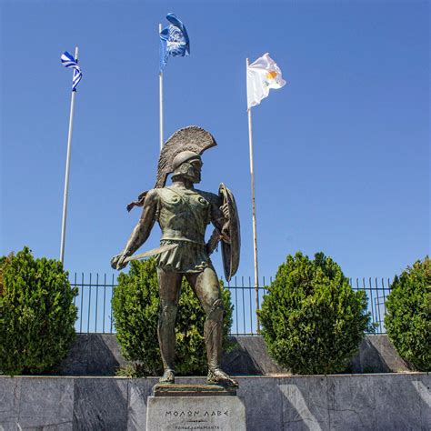 leonidas monument sparta