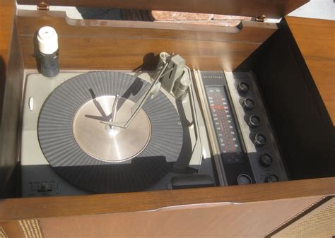 uhuru furniture collectibles sold silvertone stereo console