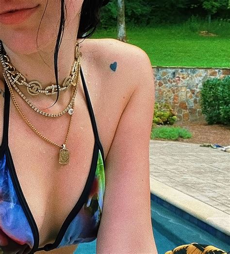 noah cyrus nude leaked pics and hot porn video scandal