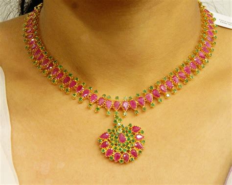 22kt Ruby Emerald Gold Necklace Set