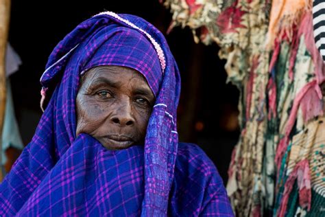 drought  forcing somali families  split    survive