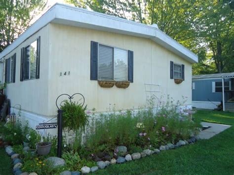 br ft  sell  bedroom  bath mobile home double wide  sale