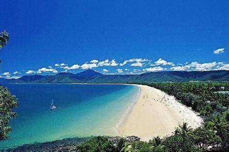 port douglas attractions tours restaurants  port douglas