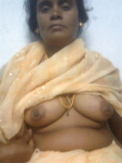 tamil aunty showing boobs 5 pics xhamster