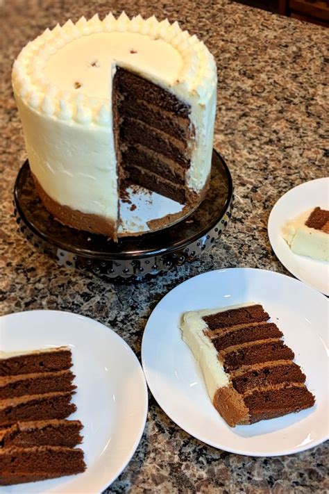 Check Out The Recipe For The Chocolate Cake With Chocolate And Vanilla