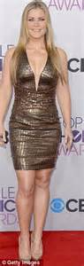 People S Choice Awards 2013 Naomi Watts Shimmers In Gold