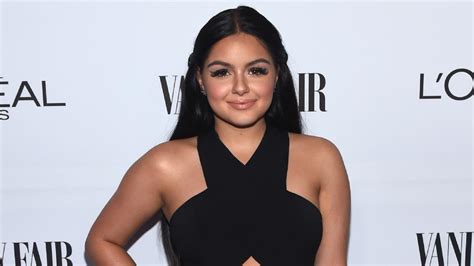 Ariel Winter Shows Off Her Stems In Sexy Halter Ensemble Pics