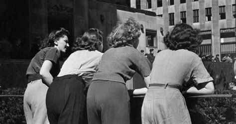 vintage photos of college girls in slacks in the 1940s