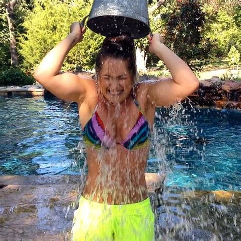 Pop Minute Carly Patterson Bikini Ice Bucket Challenge