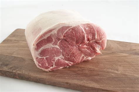 boneless pork shoulderbutt roast spenst bros premium meats