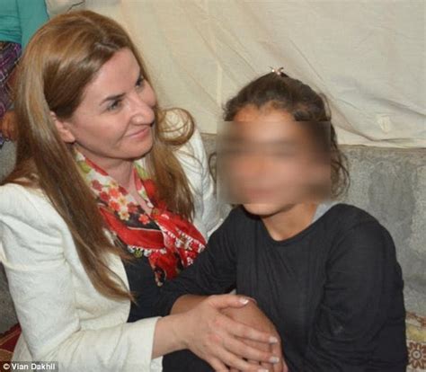 yazidi girl aged 12 used sleeping pills to escape isis captors daily mail online