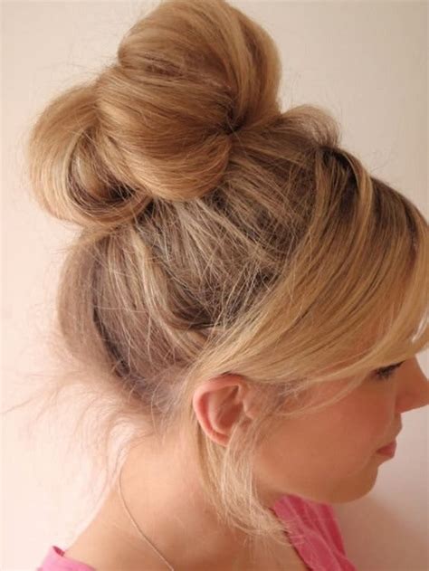 5 Dandy Messy Bun With Bangs Hairstyles For Women