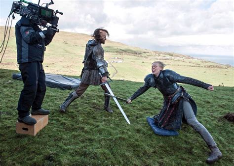 Sandor Clegane And Brienne Of Tarth Behind The Scenes Game Of Thrones