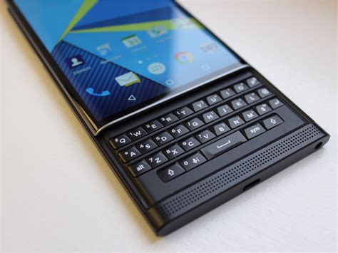blackberrys  phone   fundamental problem business insider