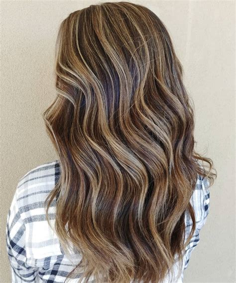 30 Hottest Trends For Brown Hair With Highlights To Nail