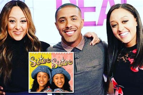 sister sister stars tia and tamera mowry reunite with cast 18 years