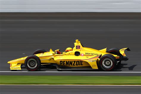 Indycar Helio Castroneves Eyeing 20th Indy 500 Bid With Team Penske In