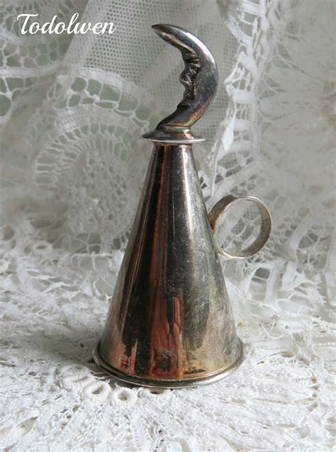 todolwen   candle snuffer