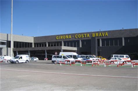 girona airport afstand vliegveld naar centrum barcelona bus vervoer