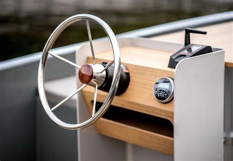 build   boat steering console sea skiff