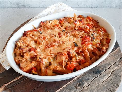 pasta ovenschotel met tonijn kokenbakken doe je zo