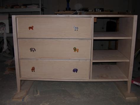 dresser  top front  occasional woodworker