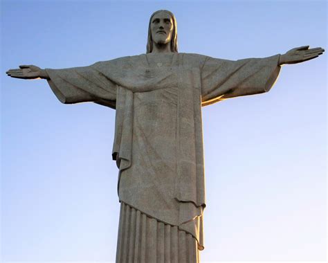 cristo redentor christ  redeemer statue  rio de janeiro brazil