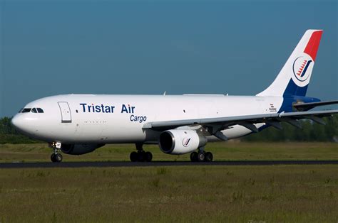 accident tristar a30b at mogadishu on oct 12 forced