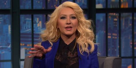 christina aguilera does a great sex and the city impression too