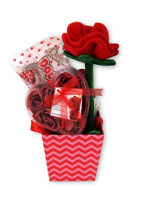 gift ideas   love  rose day