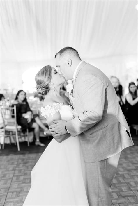 Chase Libby Belmont Manor Wedding Hannah Smith Photography