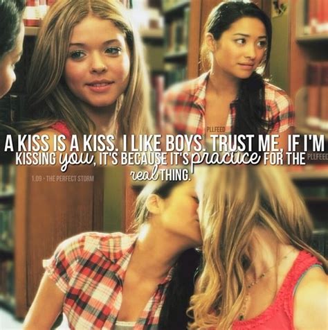 Emily And Alison Pretty Little Liars Pinterest
