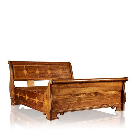 Sleigh Bed – Trilogy Furniture