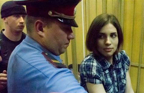 pussy riot suspects to remain in jail
