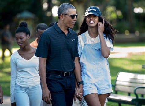 she s legal now 21 photos of malia obama living her best life 93 9 wkys