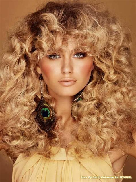 The 50 Most Iconic Hairstyles Of All Time Disco Hair 1970s Vrogue