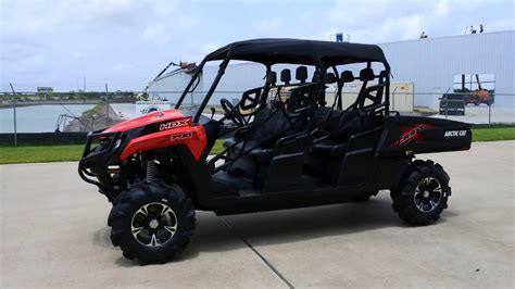 lifted  arctic cat textron prowler  hdx crew overview