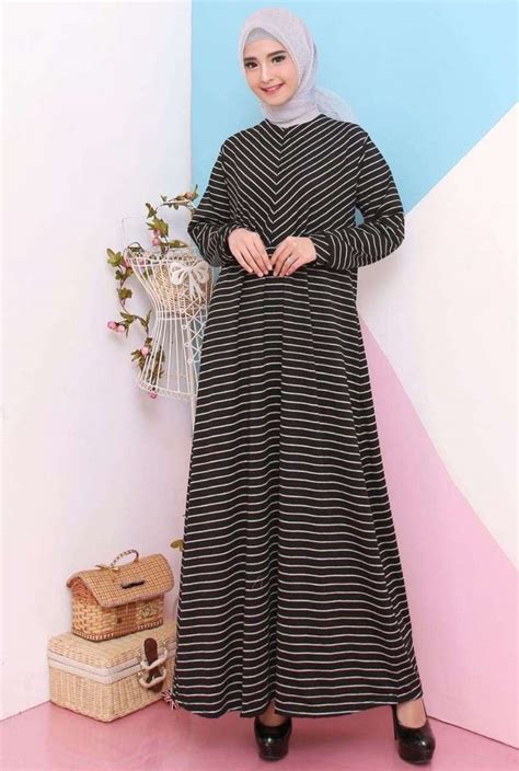 √ 30 Model Gamis Kaos Polos Terbaru Termodern Trendy