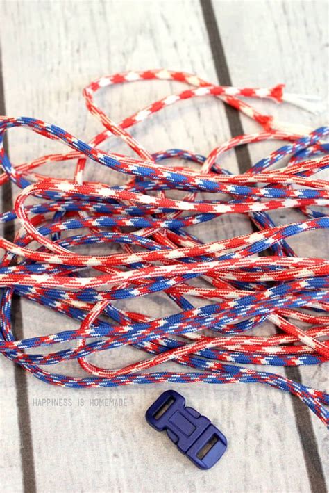 summer fun learn how to make paracord bracelets