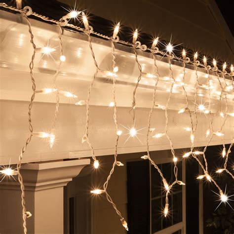 outdoor hanging icicle lights