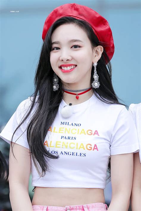 Get To Know The Oldest Member Of Twice Im Nayeon Profile