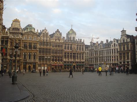 restaurants  grand place brussels